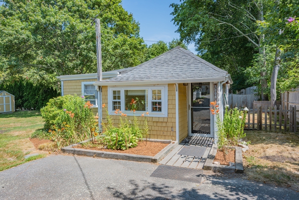100 River Rd