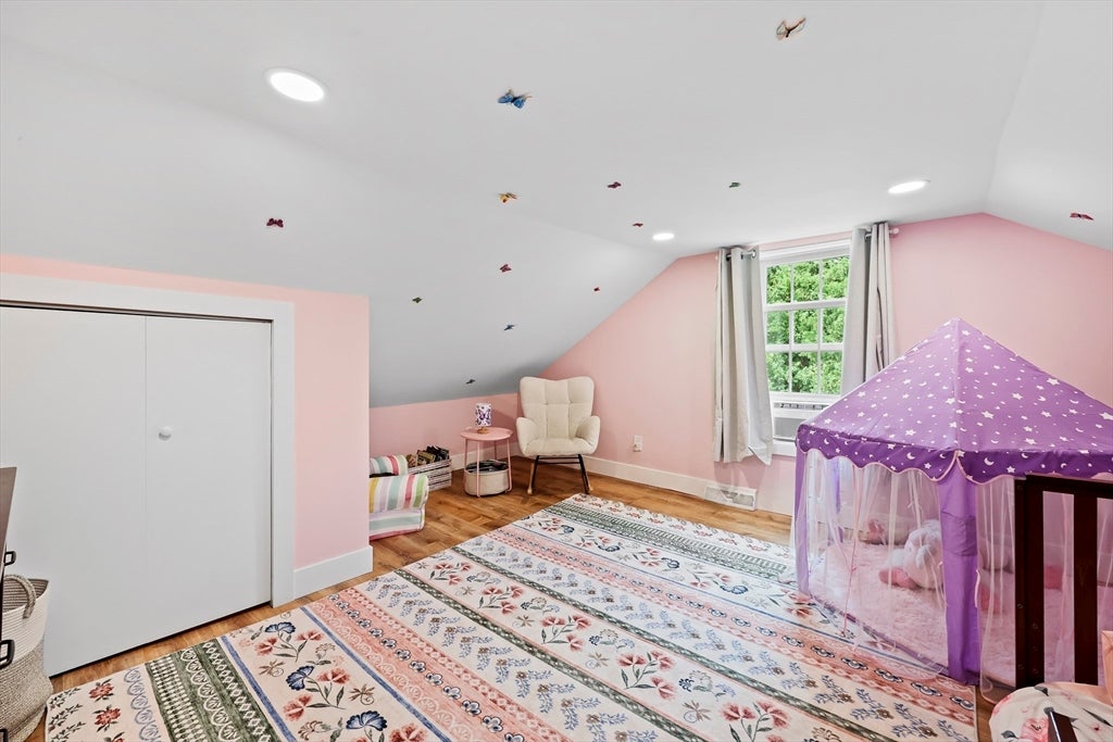 401 N Washington St, Belchertown, MA, 401 N Washington St, Belchertown, MA Photo #20