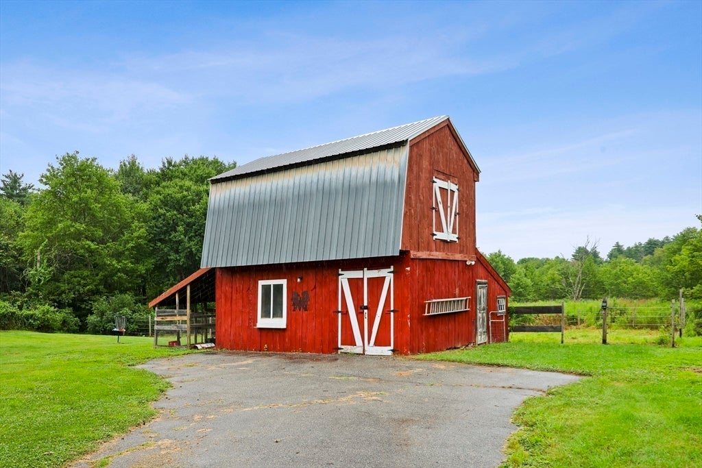 401 N Washington St, Belchertown, MA, 401 N Washington St, Belchertown, MA Photo #30