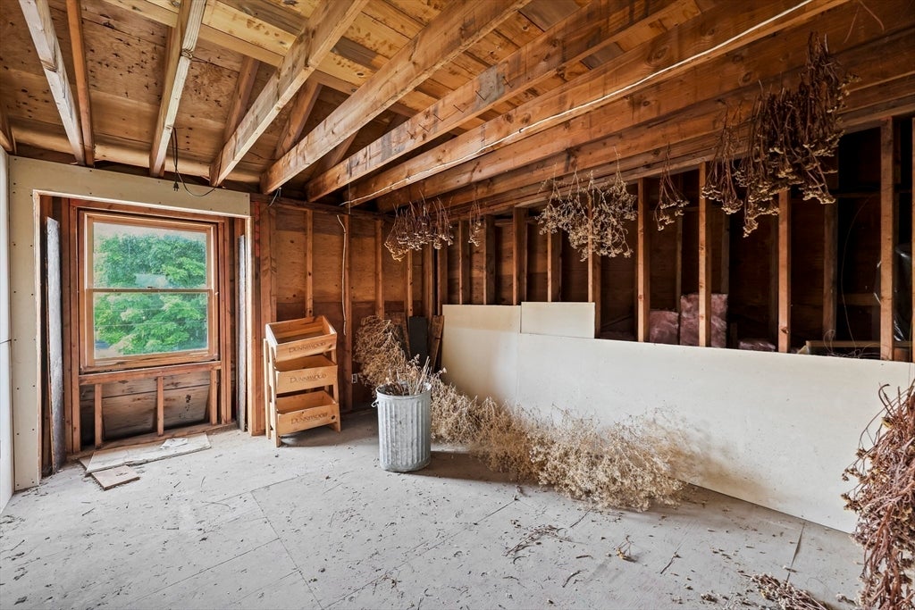401 N Washington St, Belchertown, MA, 401 N Washington St, Belchertown, MA Photo #42