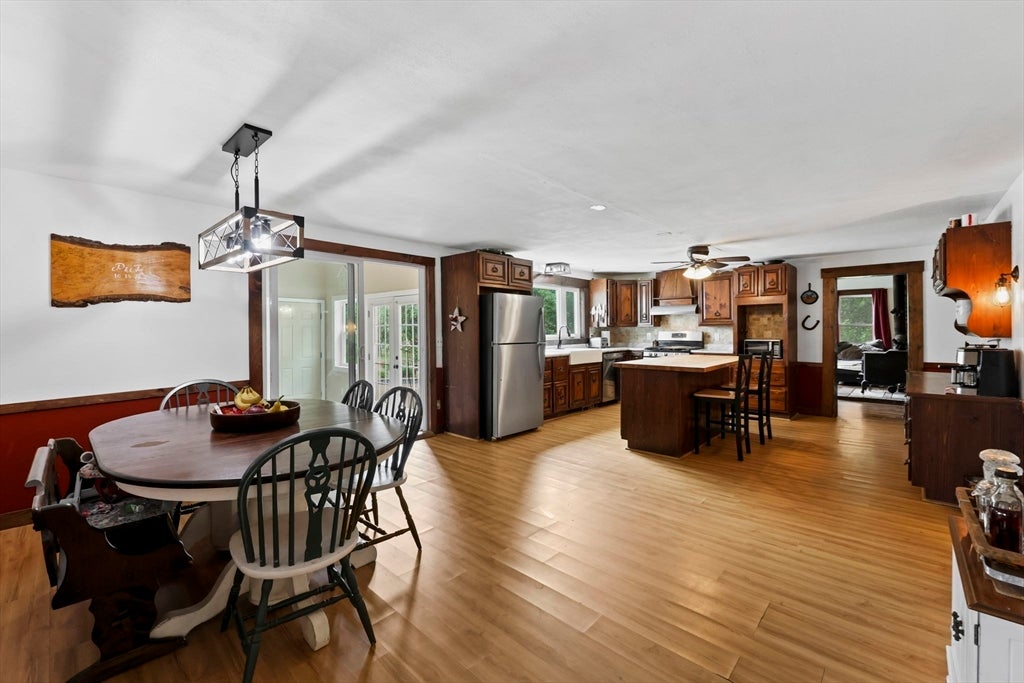 401 N Washington St, Belchertown, MA, 401 N Washington St, Belchertown, MA Photo #3