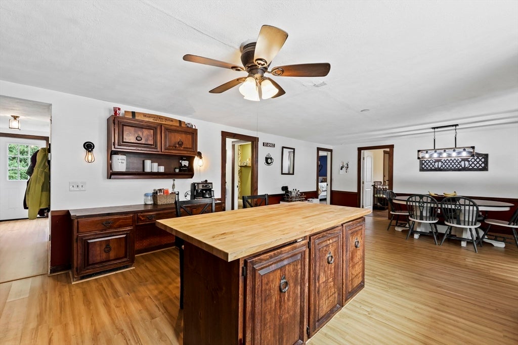 401 N Washington St, Belchertown, MA, 401 N Washington St, Belchertown, MA Photo #8