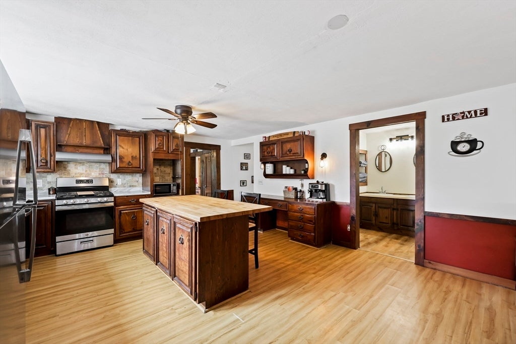 401 N Washington St, Belchertown, MA, 401 N Washington St, Belchertown, MA Photo #5