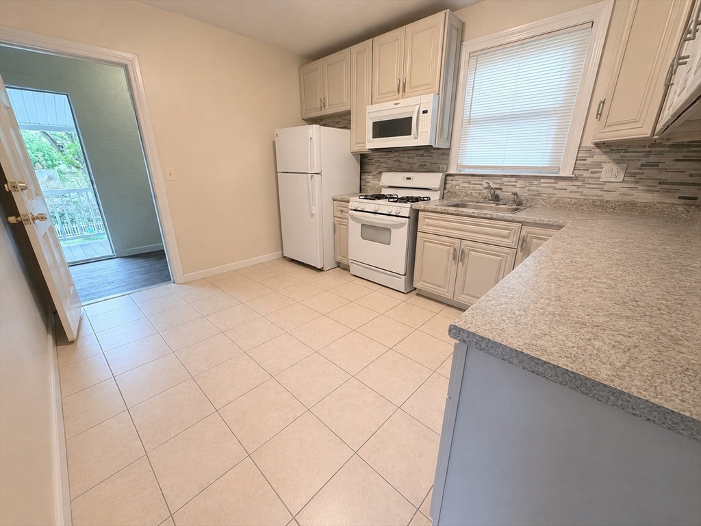 41 Daniels St #41, Medford, MA Photo #2