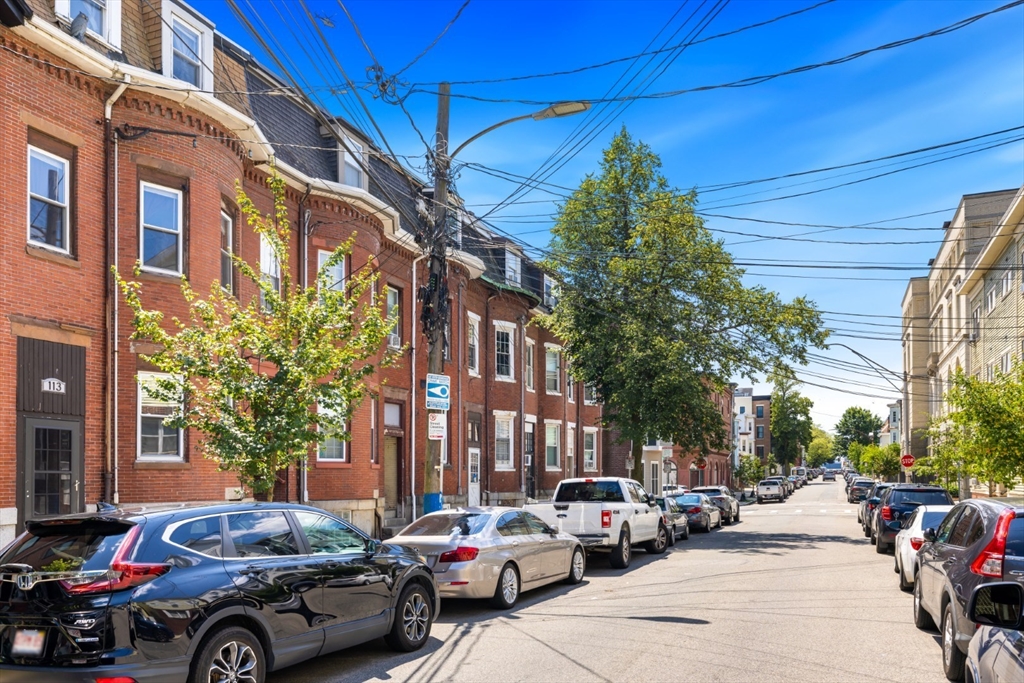 113 Saratoga St