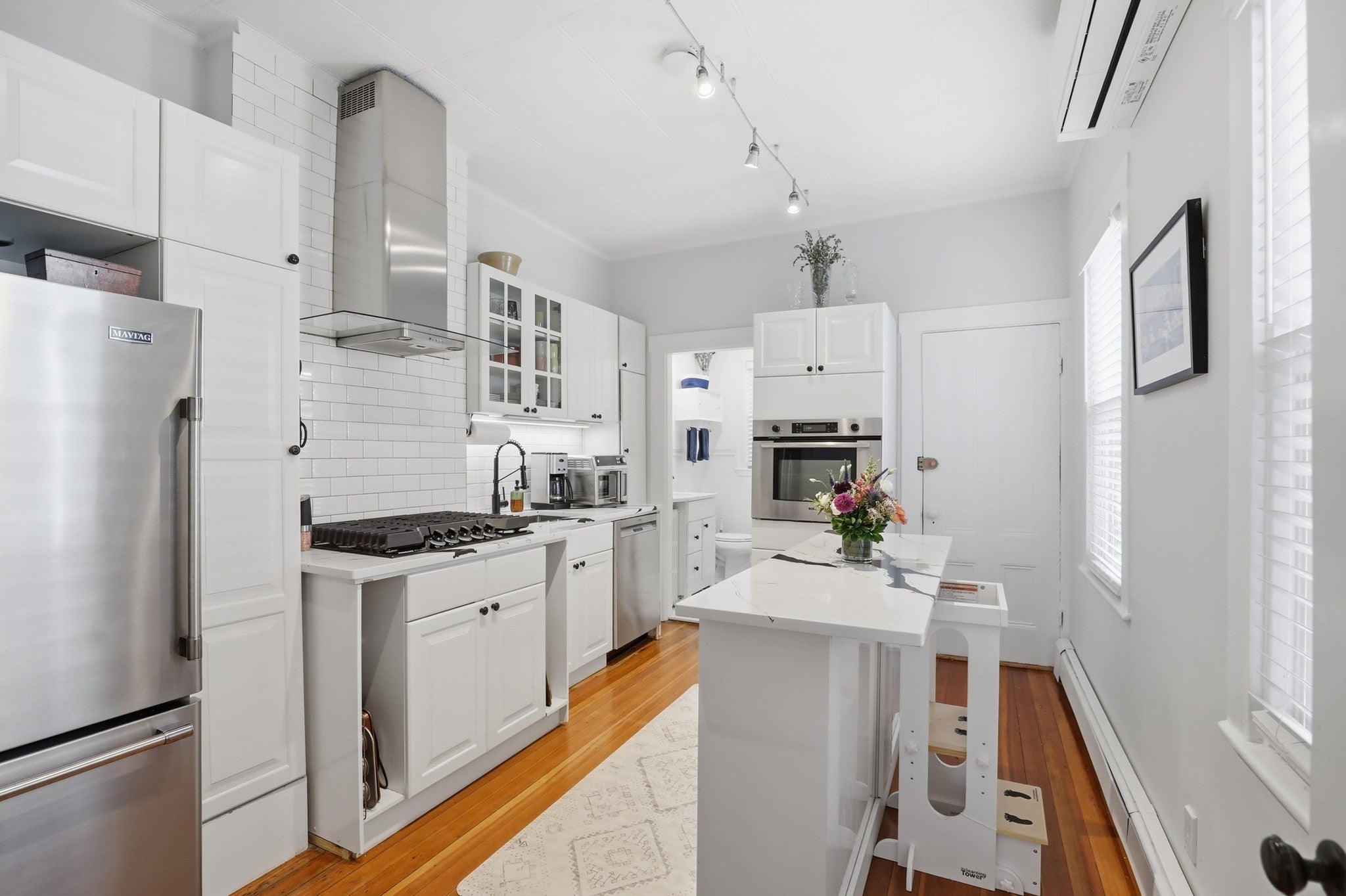 16 Sackville St 2