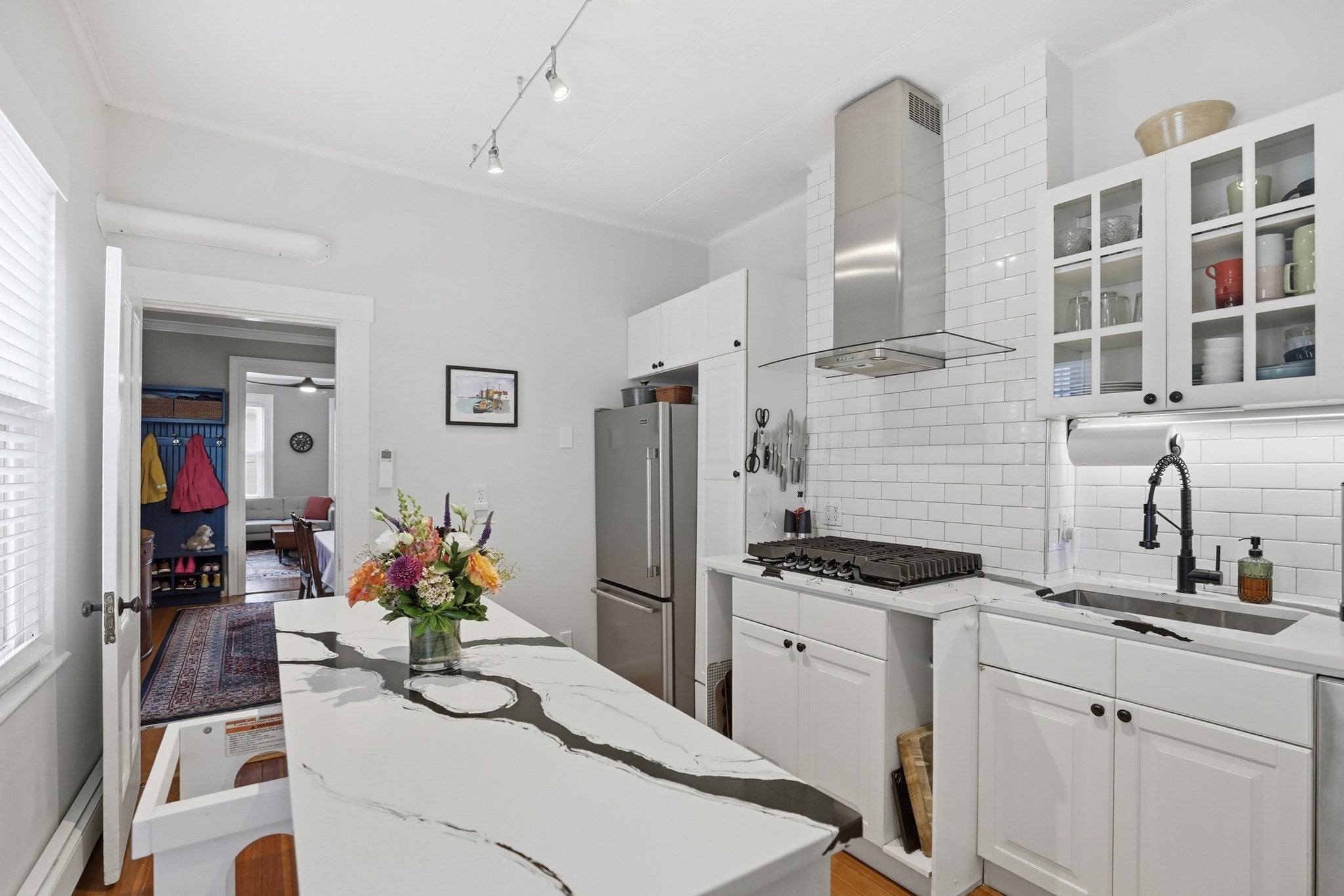 16 Sackville St 2