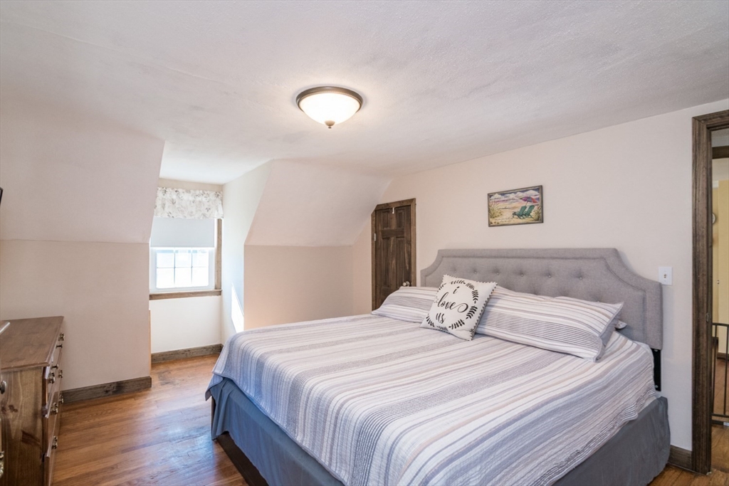 77 Lindbergh Blvd, Westfield, MA Photo #18
