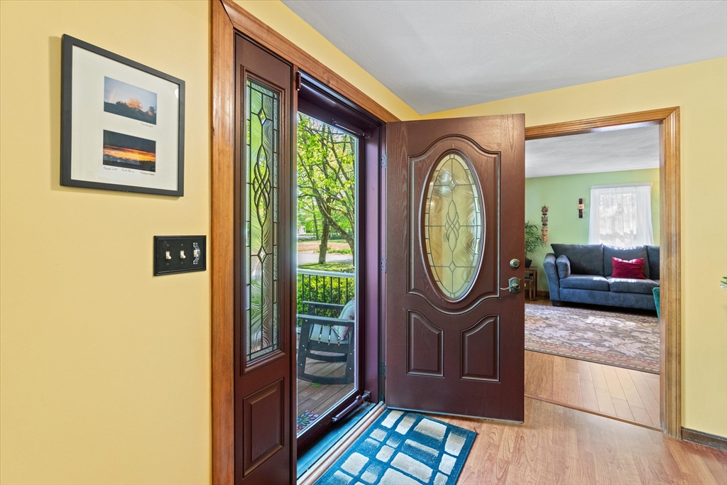 325 Old Westford Rd