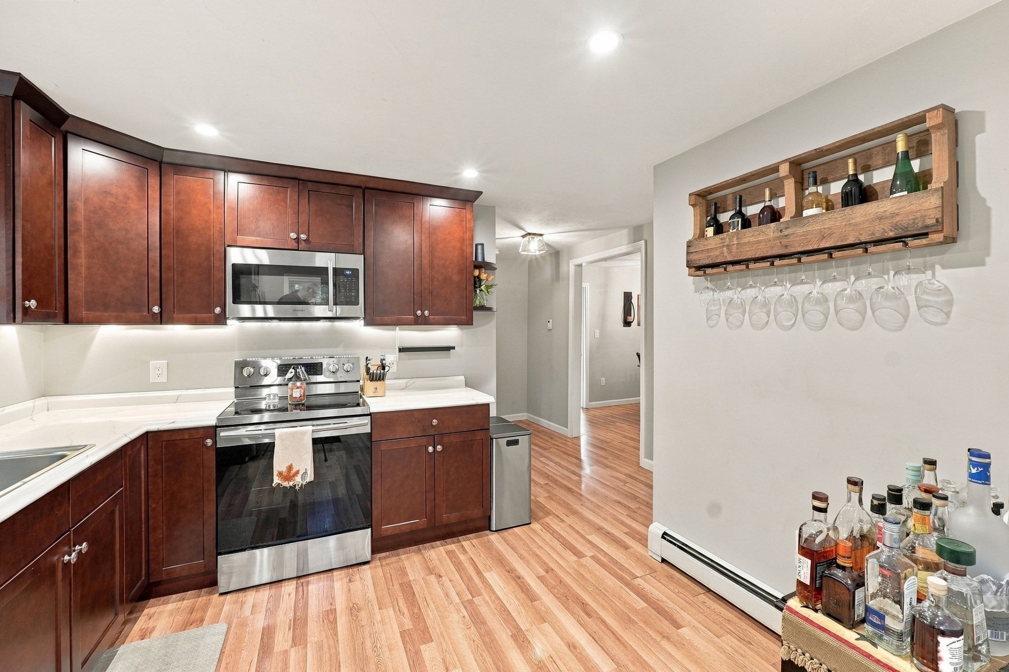 15 Cross St, Bellingham, MA, 15 Cross St, Bellingham, MA Photo #6