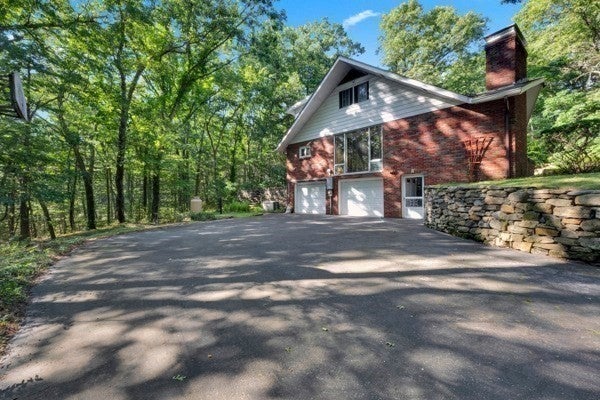 126 Upper Gore Rd