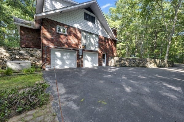 126 Upper Gore Rd
