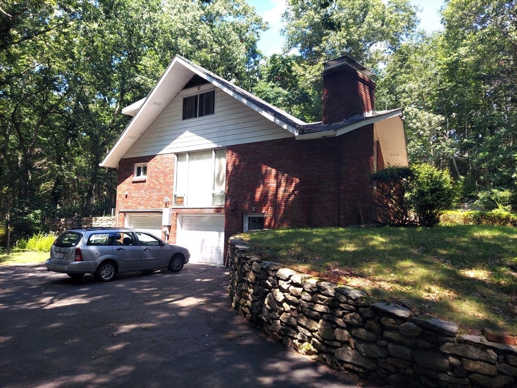 126 Upper Gore Rd, Webster, MA, 126 Upper Gore Rd, Webster, MA Photo #2