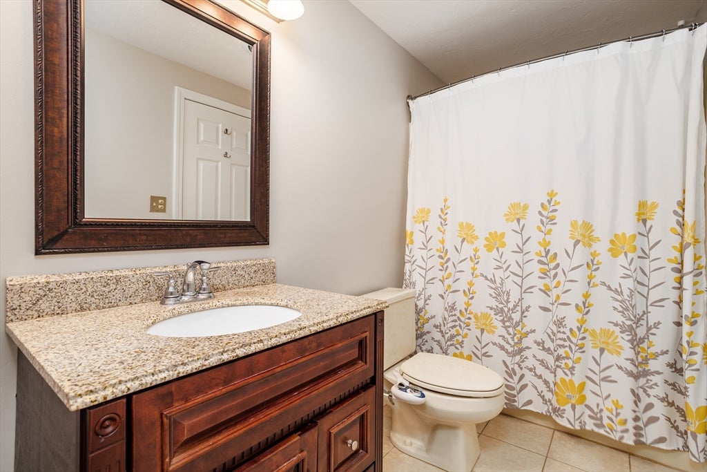 512 Ridgefield Cir #C, Clinton, MA Photo #20