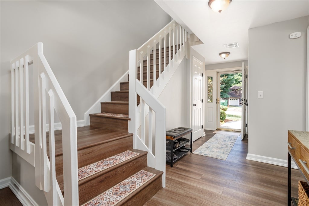 512 Ridgefield Cir #C, Clinton, MA Photo #2