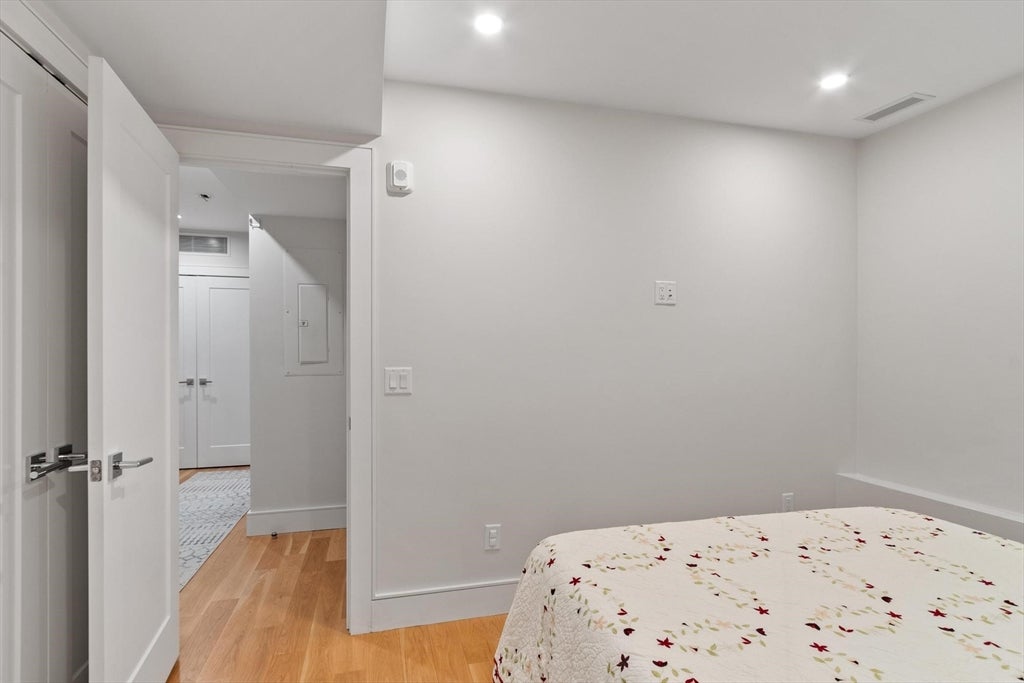 38 Englewood Ave #1, Boston, MA, 38 Englewood Ave #1, Boston, MA Photo #23