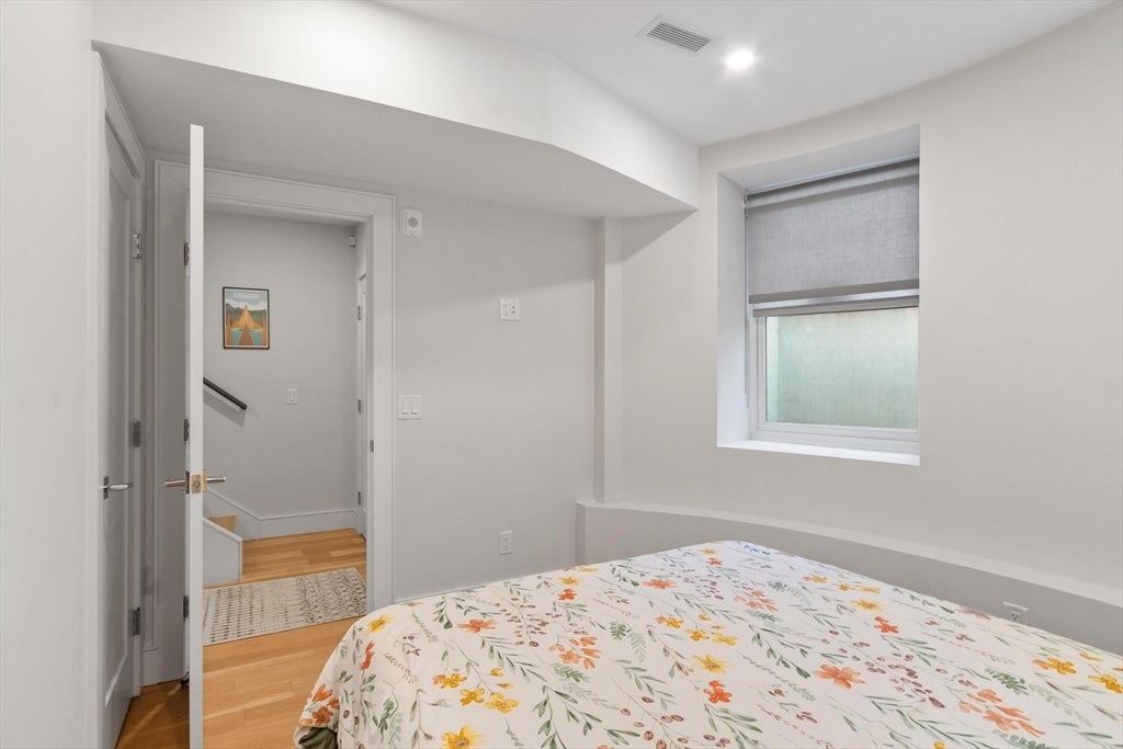 38 Englewood Ave #1, Boston, MA, 38 Englewood Ave #1, Boston, MA Photo #14