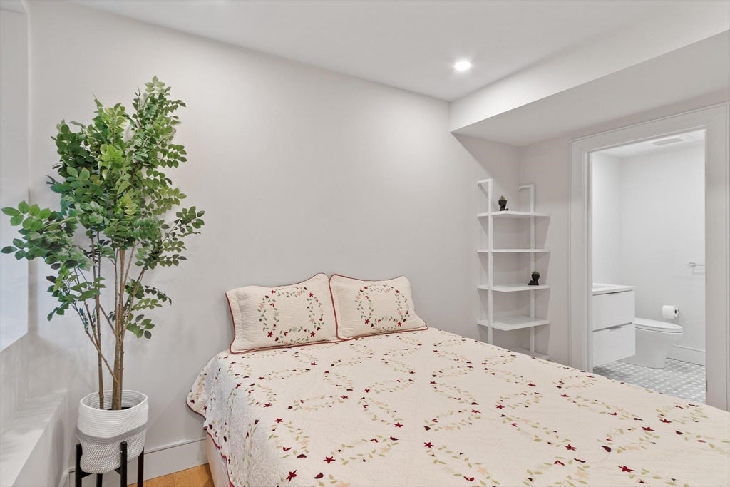 38 Englewood Ave #1, Boston, MA, 38 Englewood Ave #1, Boston, MA Photo #22