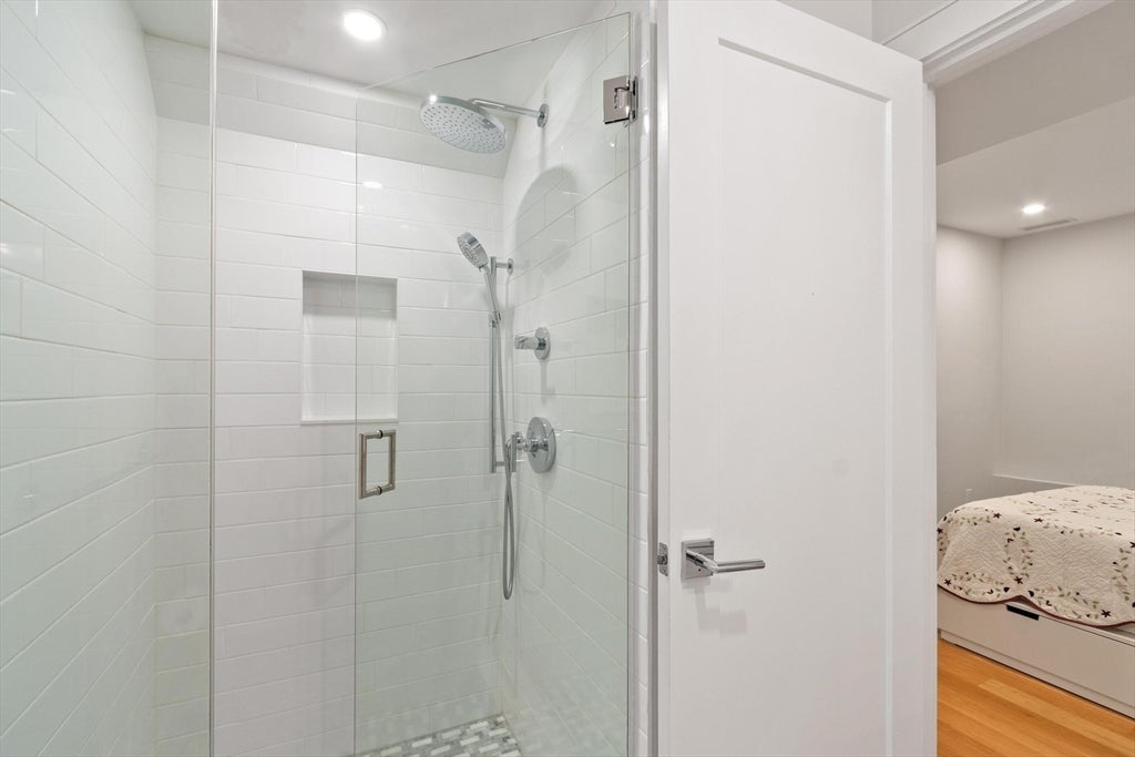 38 Englewood Ave #1, Boston, MA, 38 Englewood Ave #1, Boston, MA Photo #25