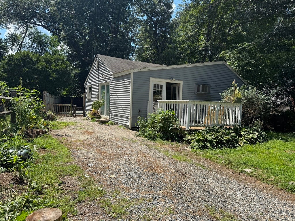 32 Hamilton Ter, Georgetown, MA, 32 Hamilton Ter, Georgetown, MA Photo #2