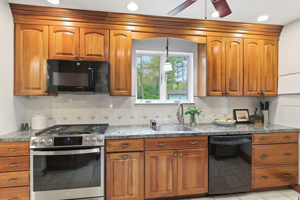 223 Franklin Street, Reading, MA Photo #19