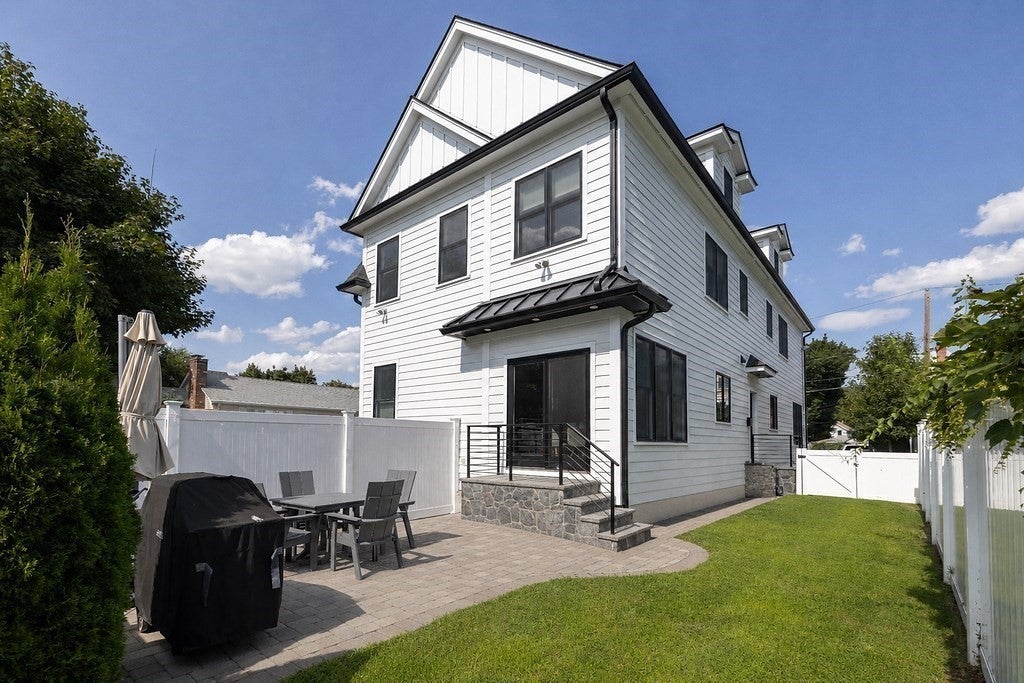 167 Chapel St #167, Newton, MA, 167 Chapel St #167, Newton, MA Photo #33