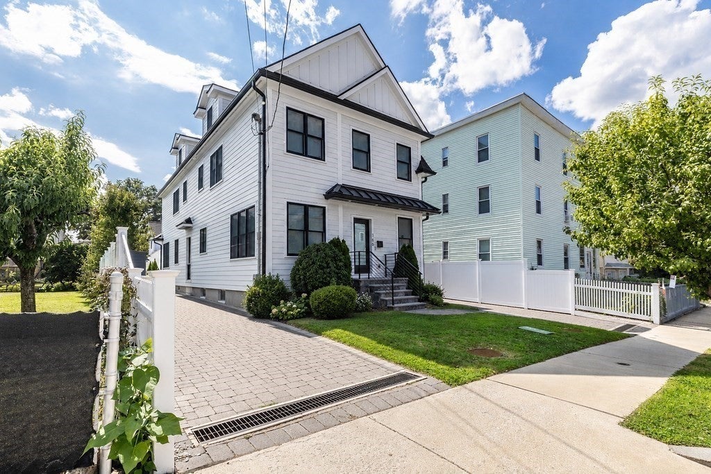 167 Chapel St #167, Newton, MA, 167 Chapel St #167, Newton, MA Photo #27