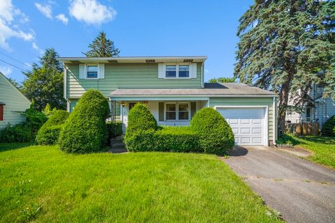 161 Columba St Chicopee MA 01020