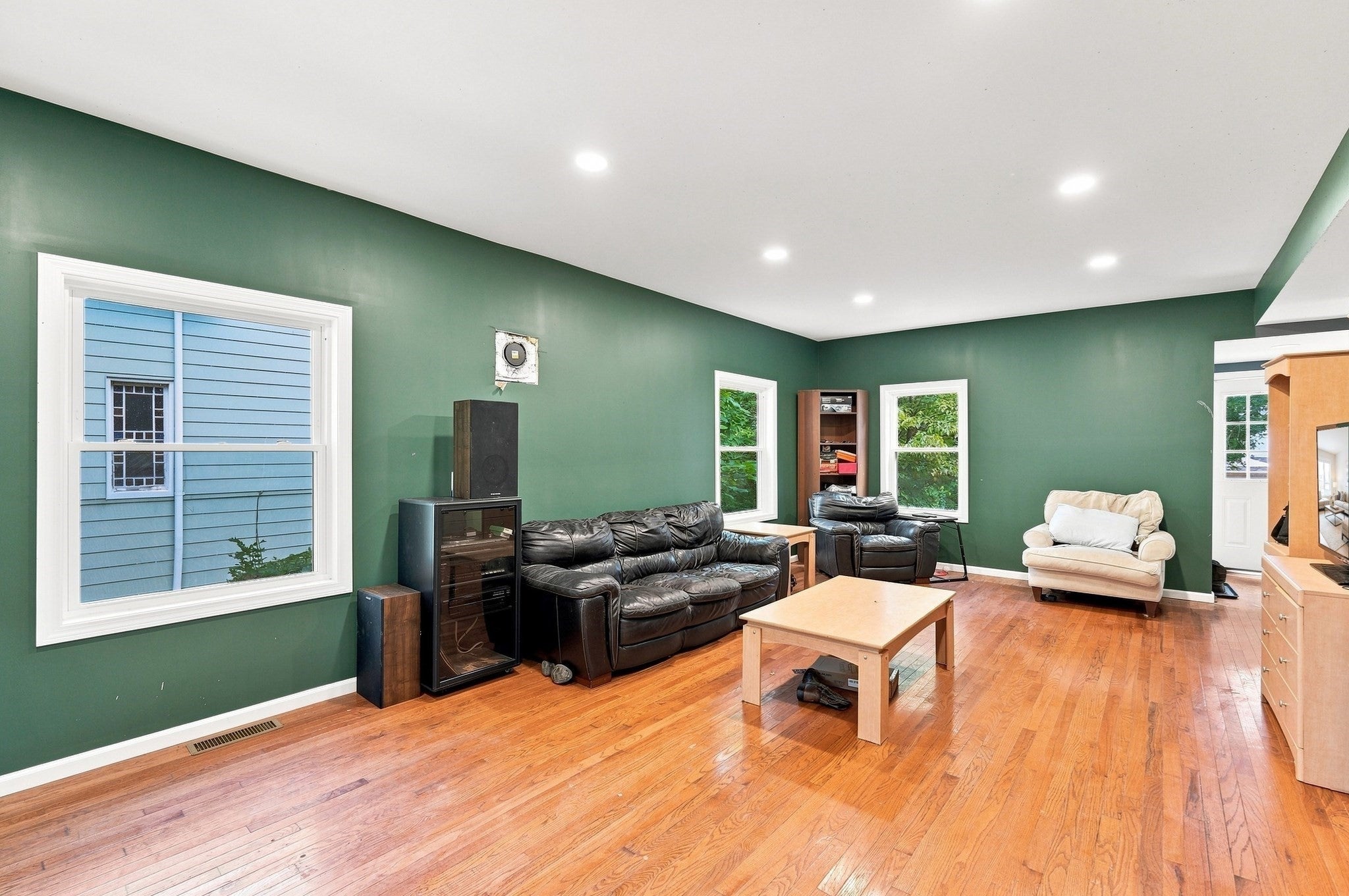 23 Elm Ave, West Springfield, MA, 23 Elm Ave, West Springfield, MA Photo #9