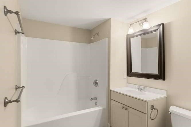 10 Crowninshield St #103, Peabody, MA Photo #18