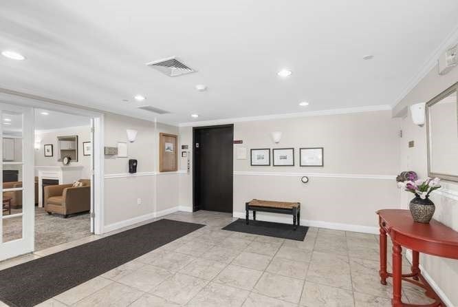 10 Crowninshield St #103, Peabody, MA Photo #23