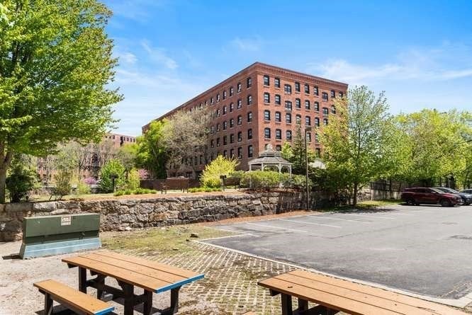 10 Crowninshield St #103, Peabody, MA Photo #25