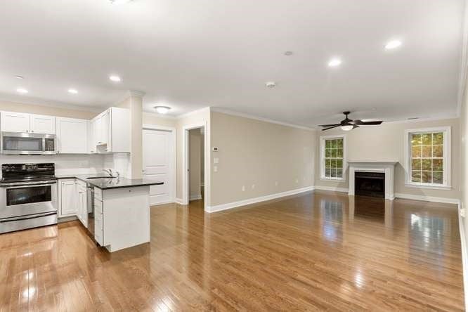 10 Crowninshield St #103, Peabody, MA Photo #5