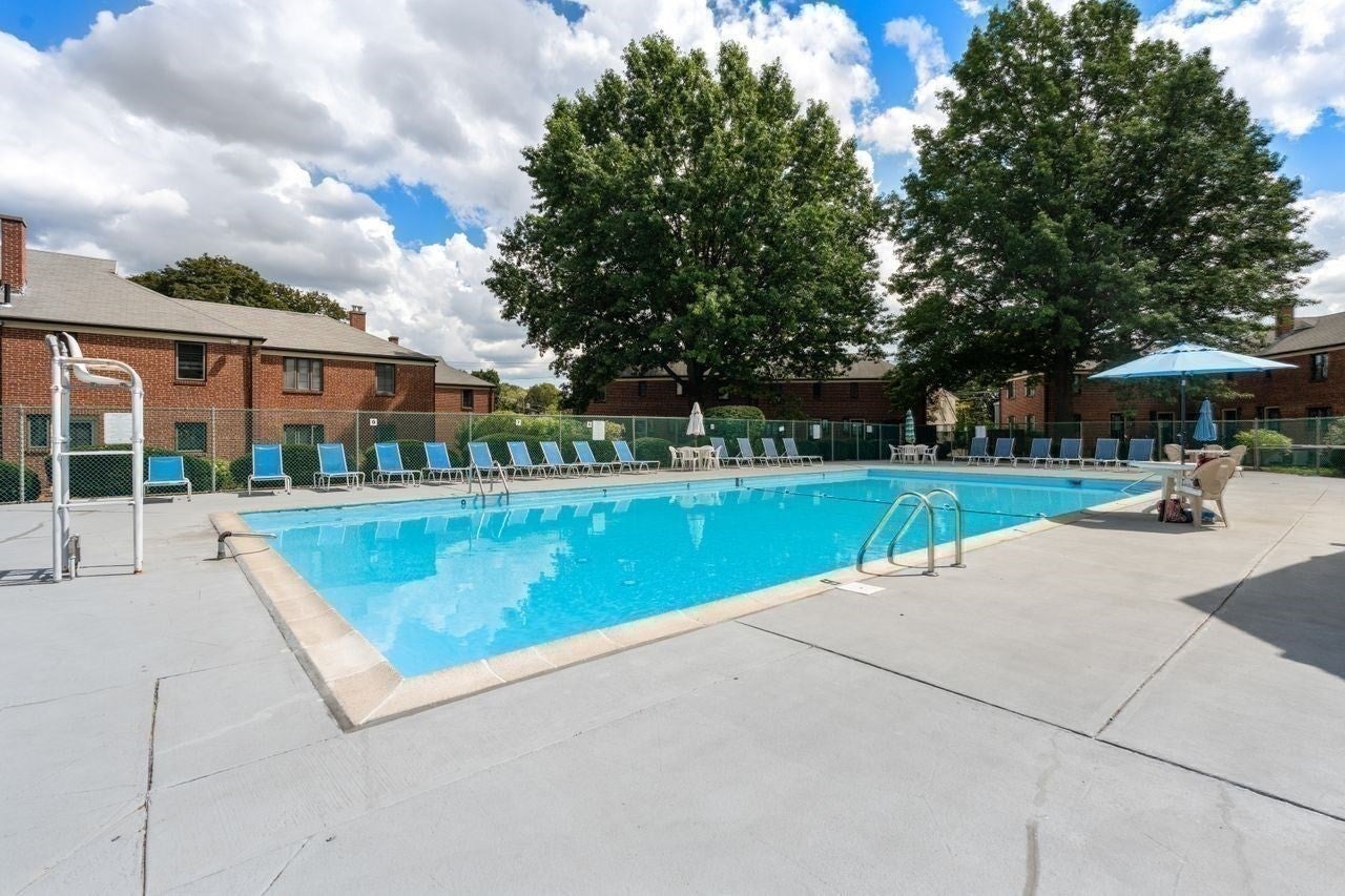 117 Pierce Road #117, Watertown, MA, 117 Pierce Road #117, Watertown, MA Photo #22