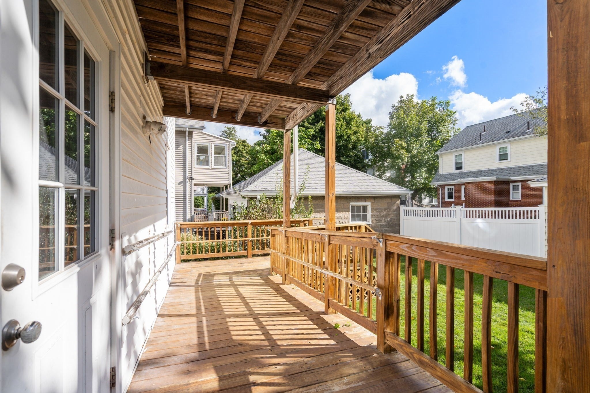106 Poplar St #1, Watertown, MA Photo #13