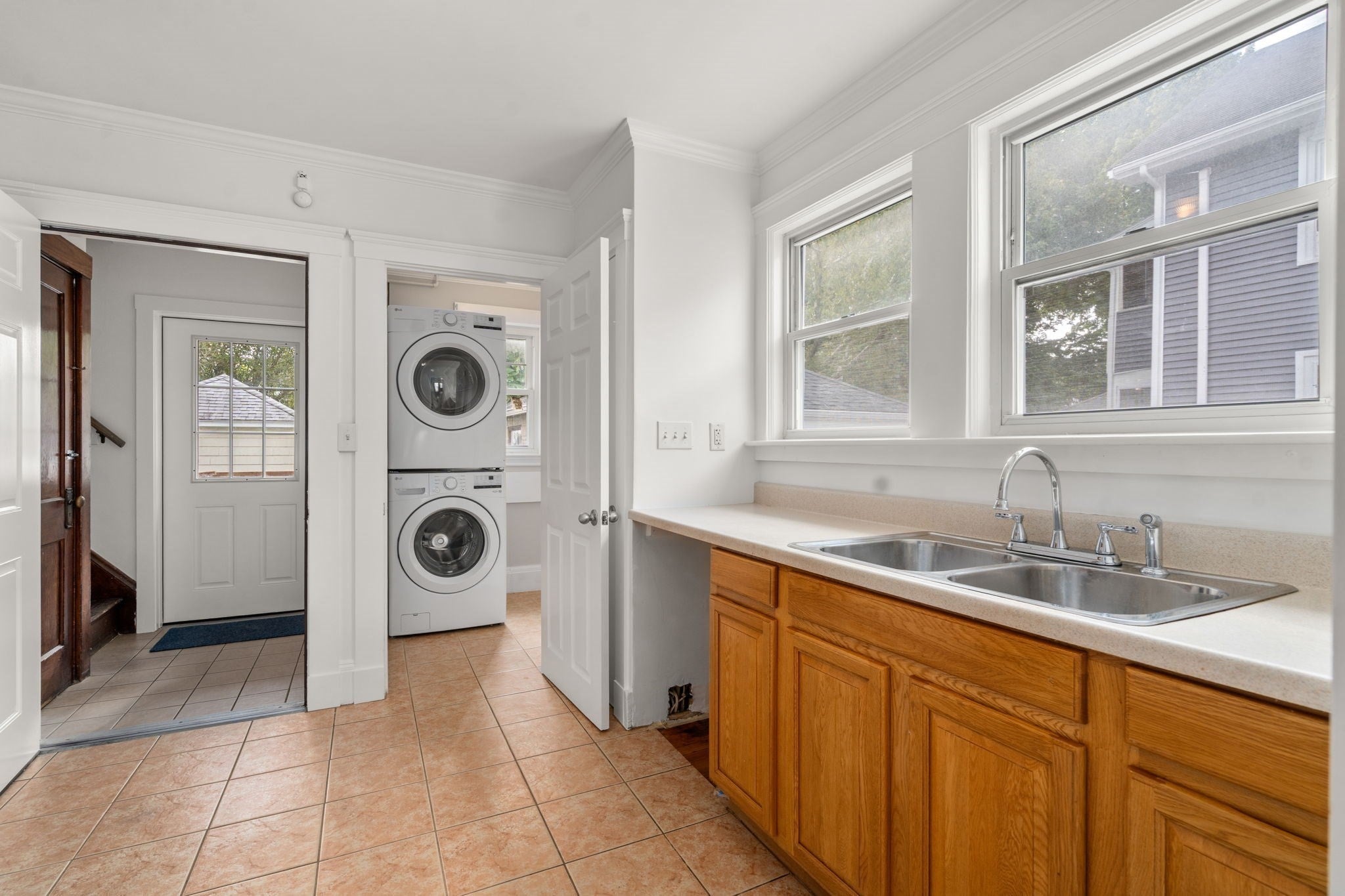 106 Poplar St #1, Watertown, MA Photo #8