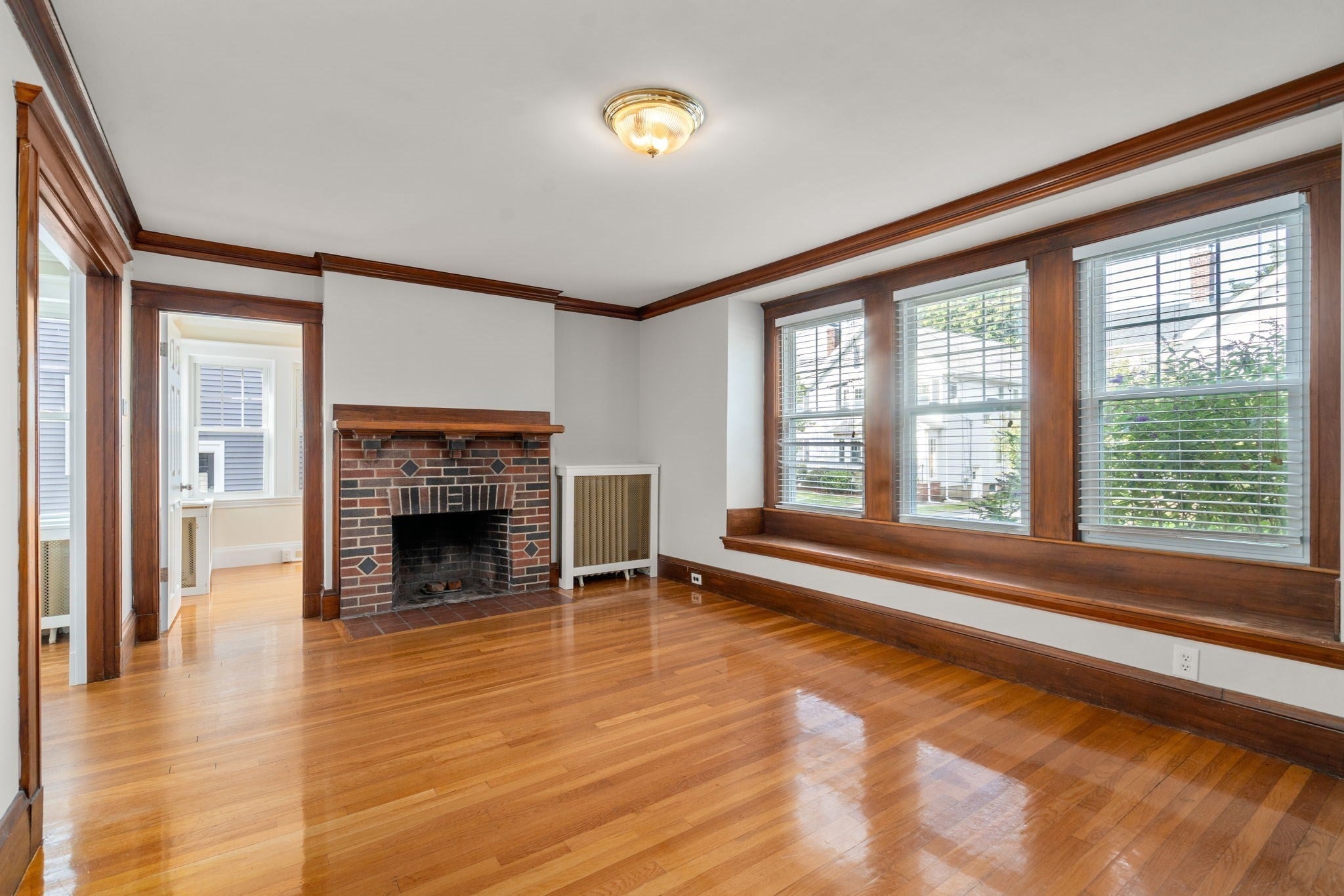 106 Poplar St 1