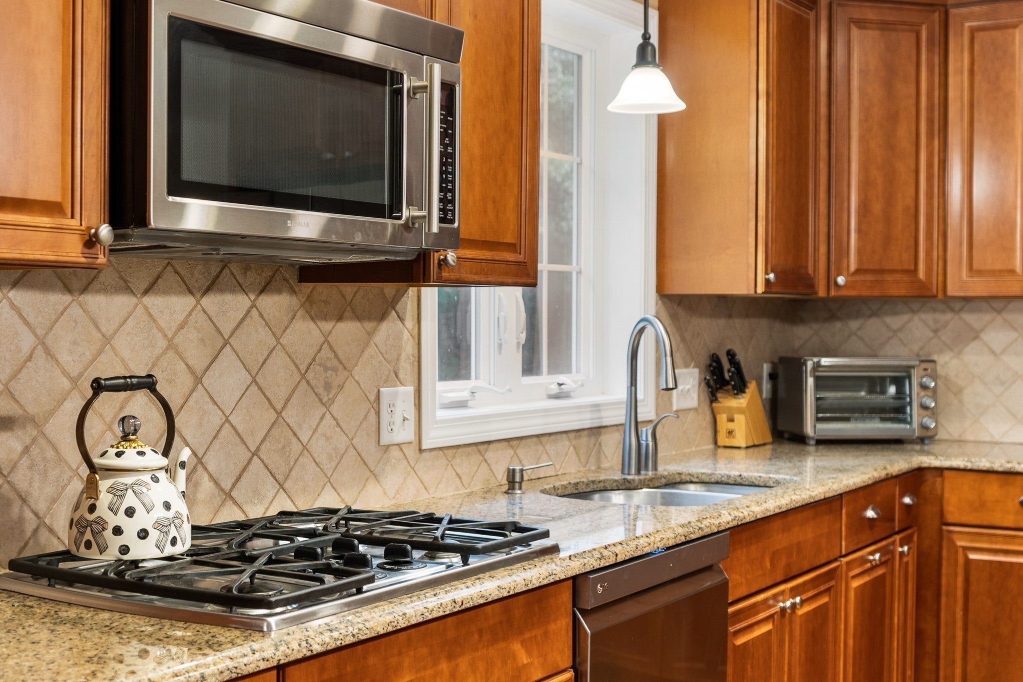 46 Still Water Heights, West Boylston, MA Photo #9