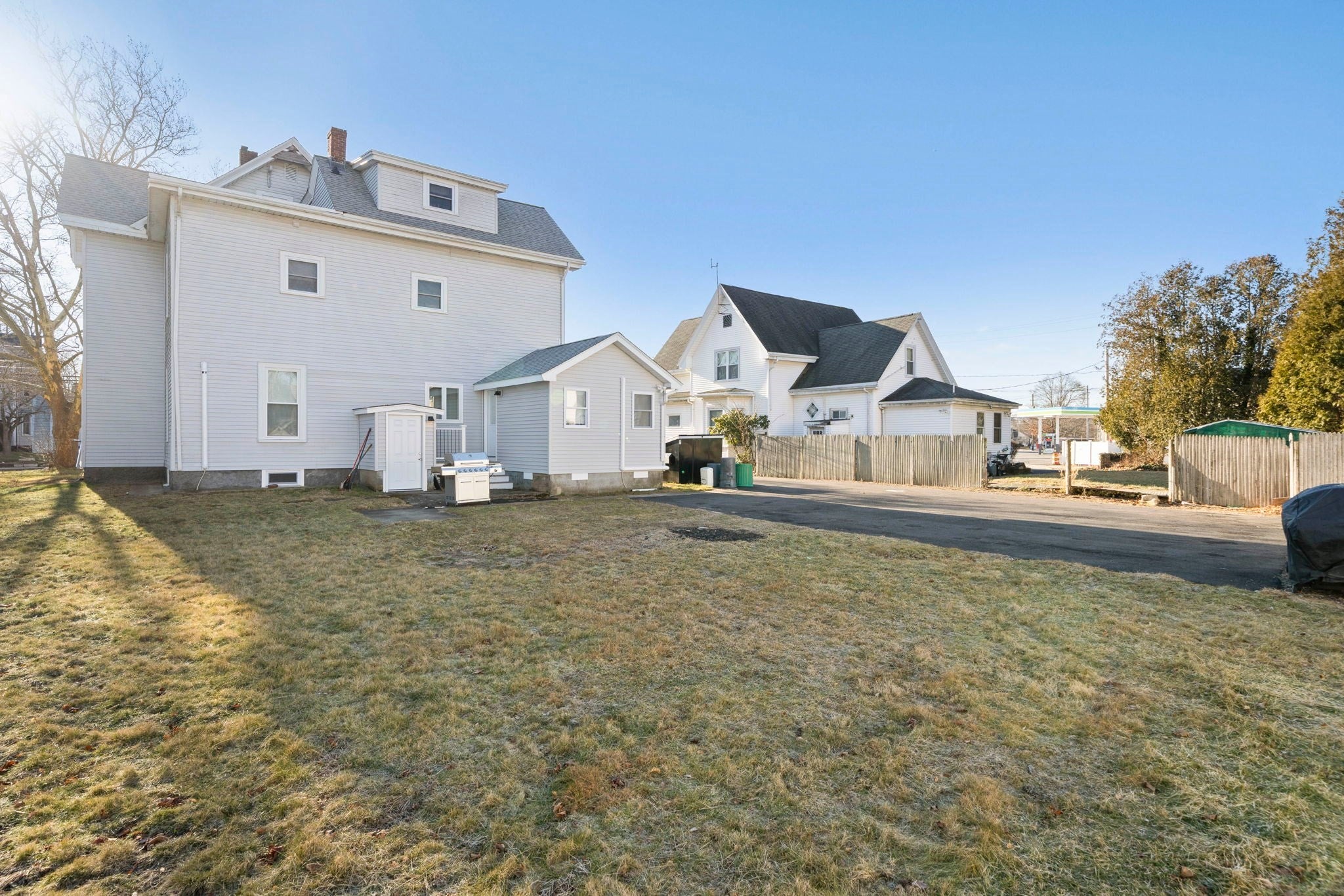 218 South Ave