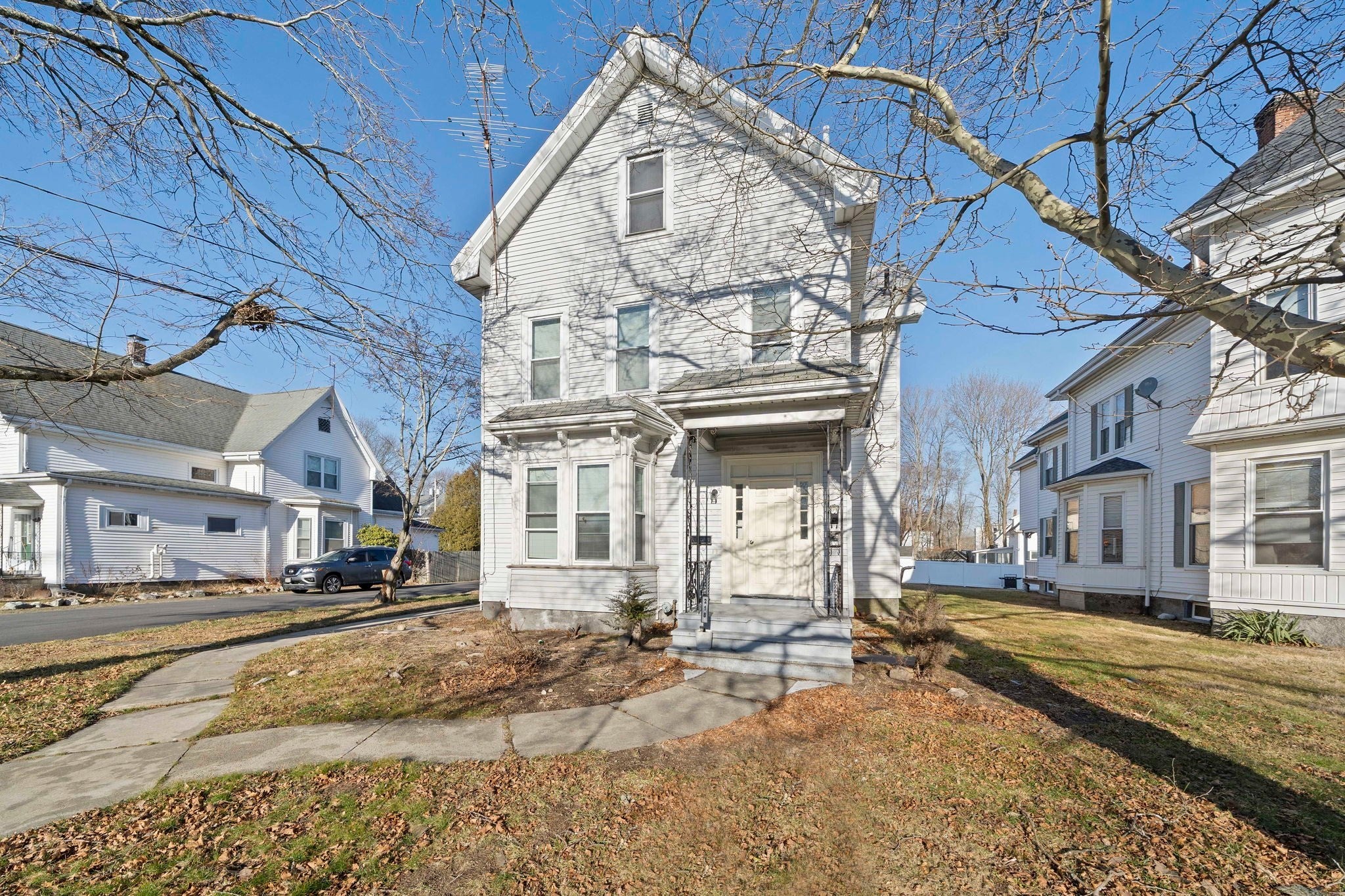 218 South Ave