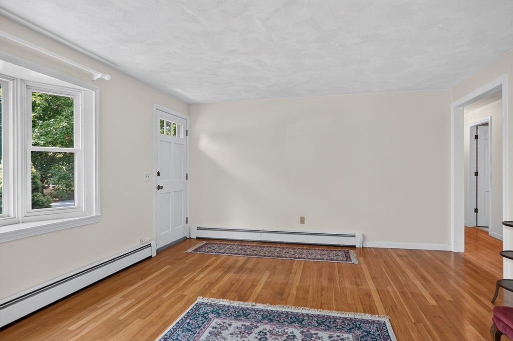 15 Burbank Ln, Lancaster, MA, 15 Burbank Ln, Lancaster, MA Photo #7