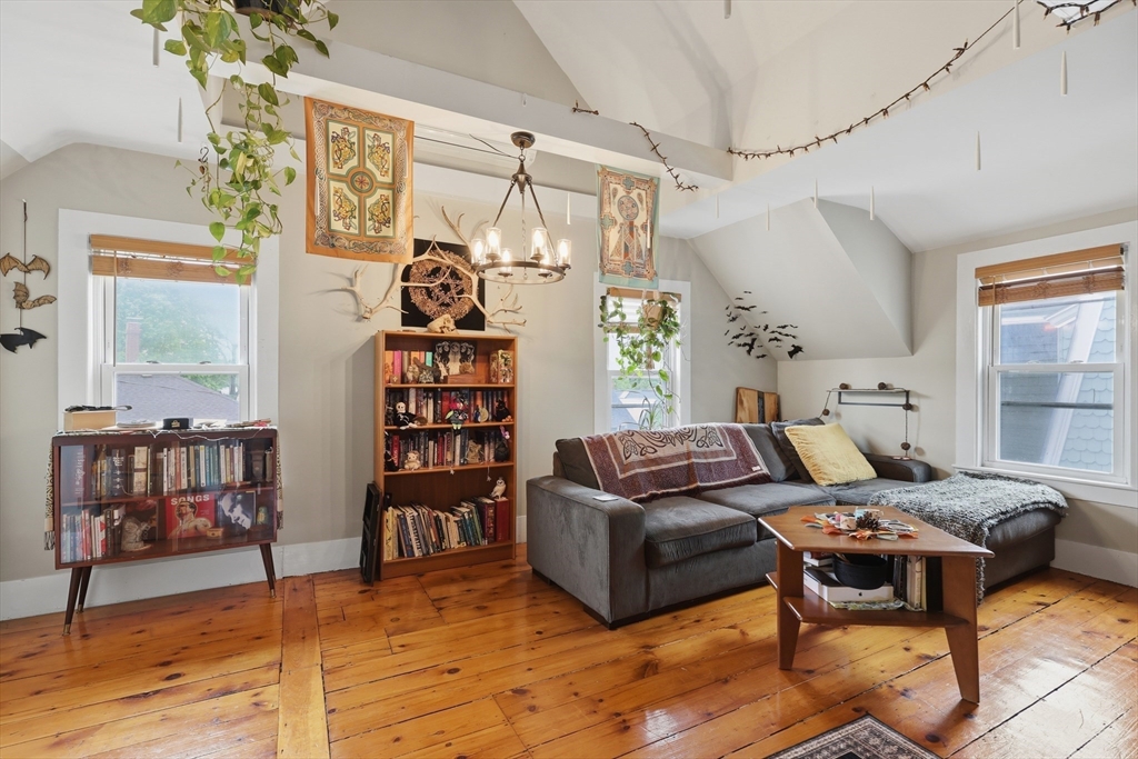 16 Evans Road 2
