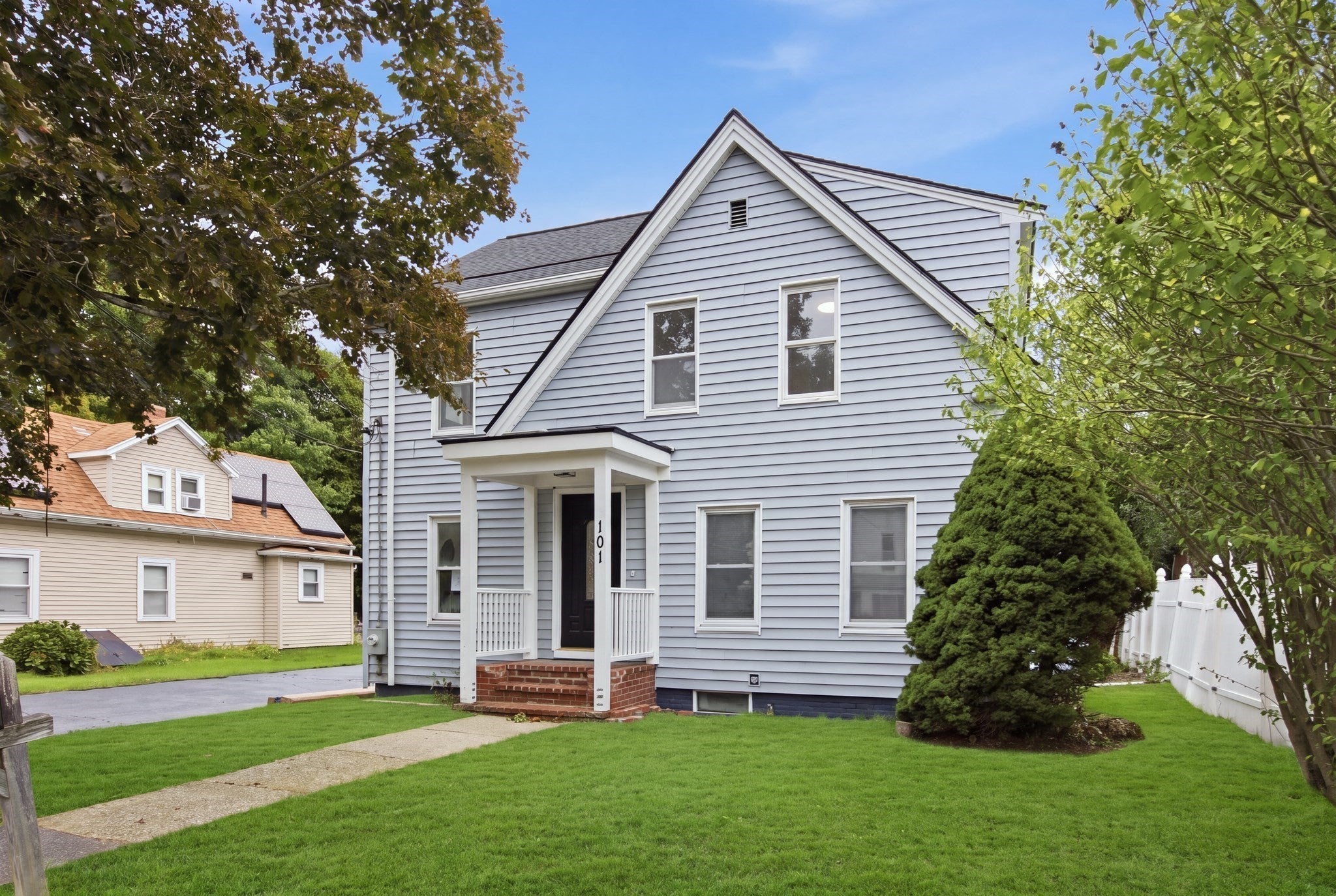 Photo: 101 Central St, Rockland, MA Photo: 101 Central St, Rockland, MA
