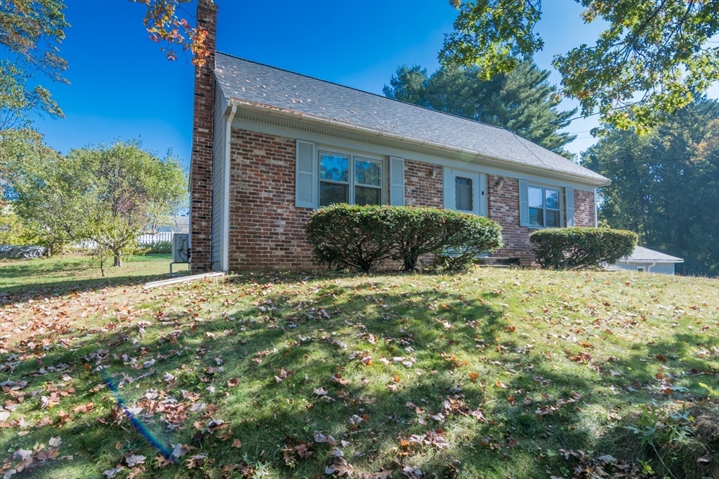 8 Sunset Dr