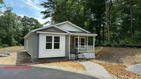14 Pinrock Drive Sturbridge MA 01566