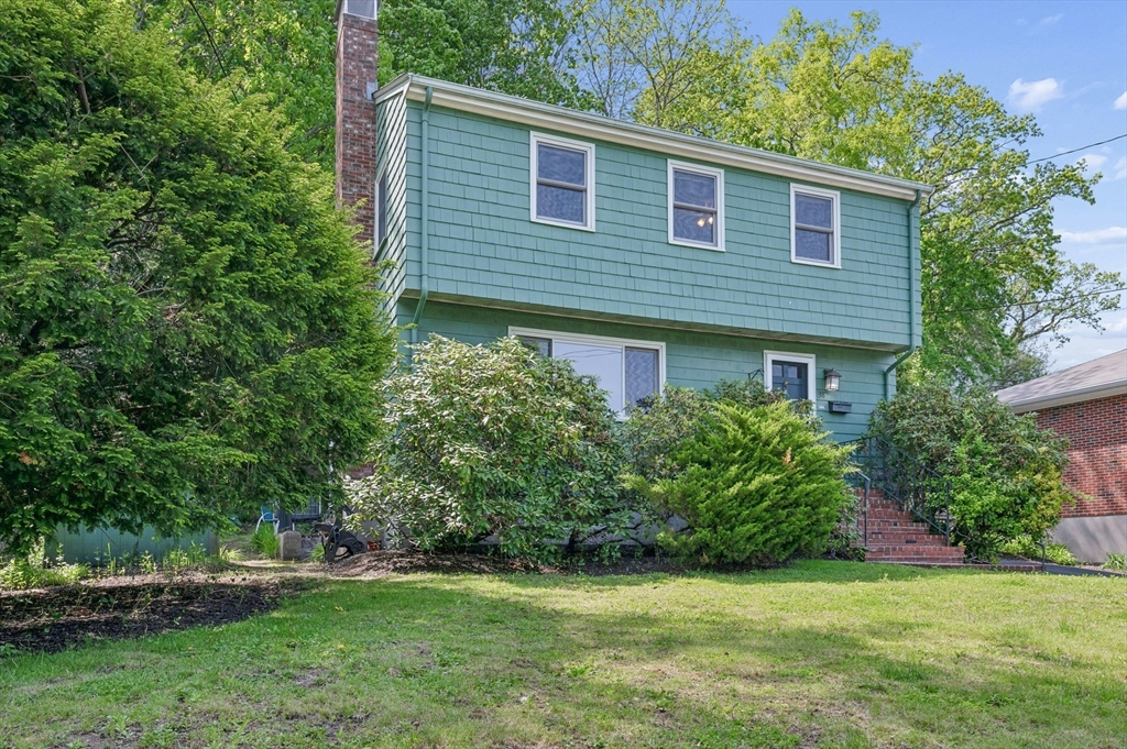 38 Albemarle Ave