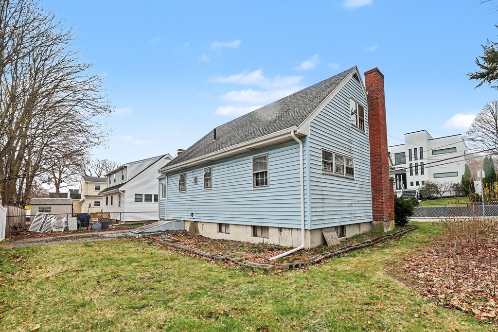66 Edgemere Rd