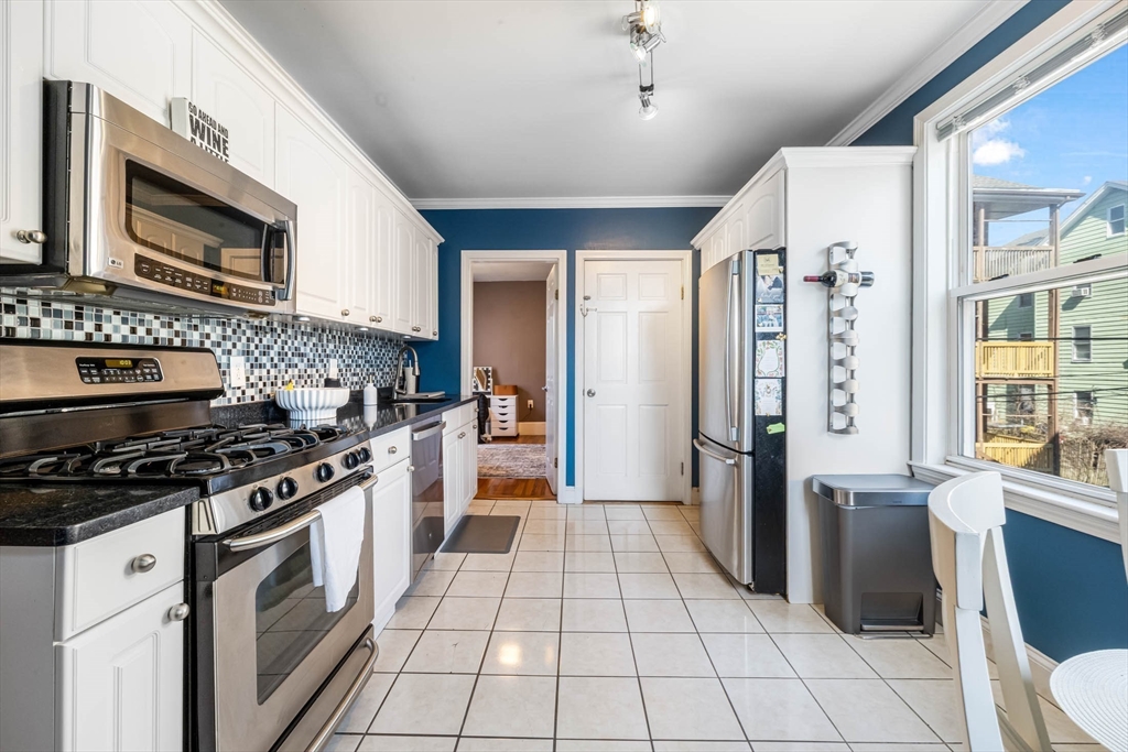 76 Tuttle Street 2