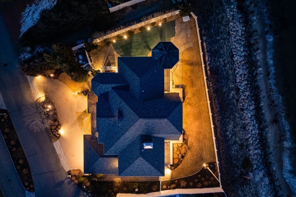 Mashpee, Massachusetts 02649, United States, 5 Bedrooms Bedrooms, ,7 BathroomsBathrooms,Residential,Active,96532