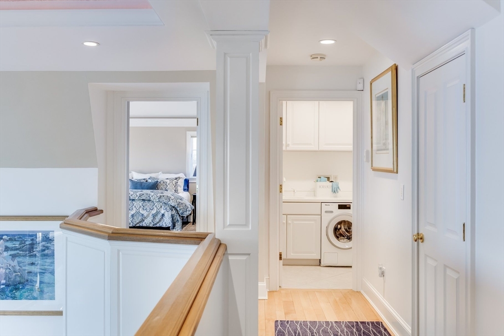 Mashpee, Massachusetts 02649, United States, 5 Bedrooms Bedrooms, ,7 BathroomsBathrooms,Residential,Active,96532